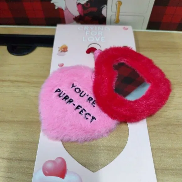 Pop Mart Crybaby Crying for Love Plush Mirror Pendant - Picture 7 of 7